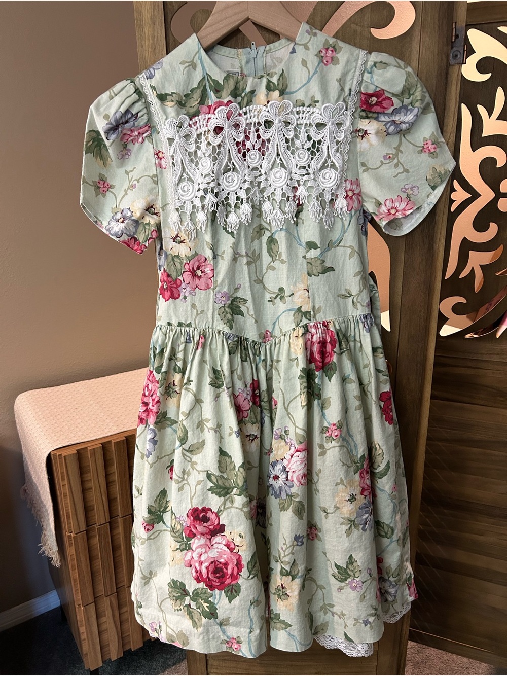 Vintage 90’s Jessica McClintock Girls Lace Bob Floral Dress